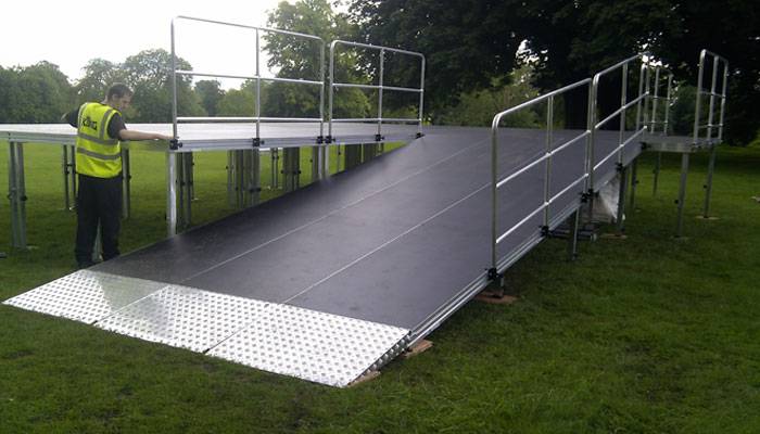 Alustage Buehnenpodeste